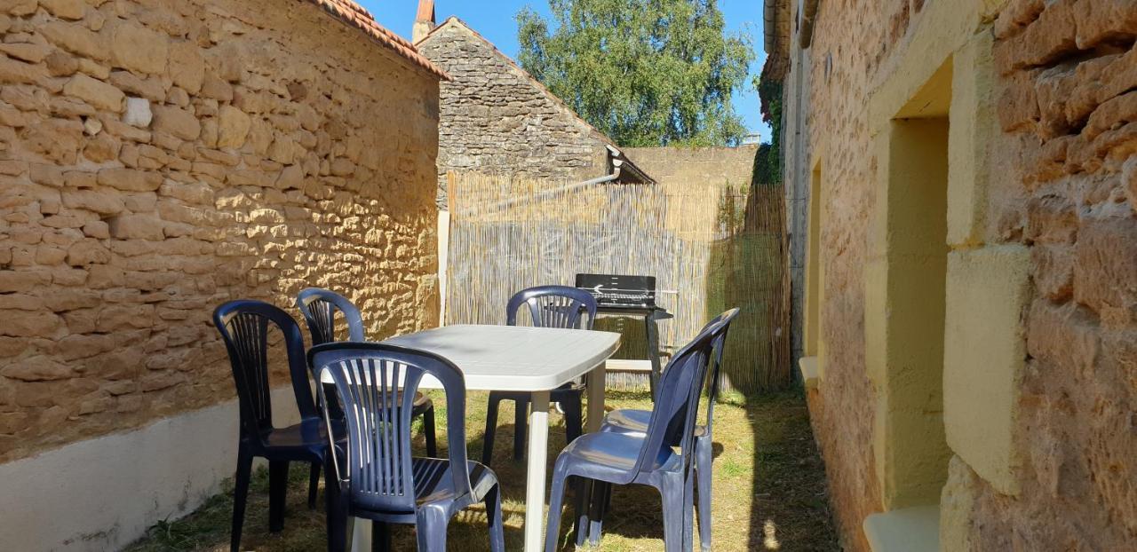 Petite Maison En Pierre Au Coeur Du Perigord Noir Proche De Sarlat Et Rocamadour Salignac Eyvigues Экстерьер фото